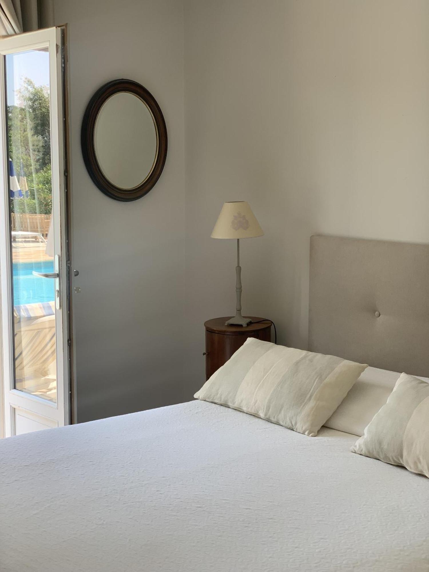 Hotel La Boulangerie Grimaud Phòng bức ảnh