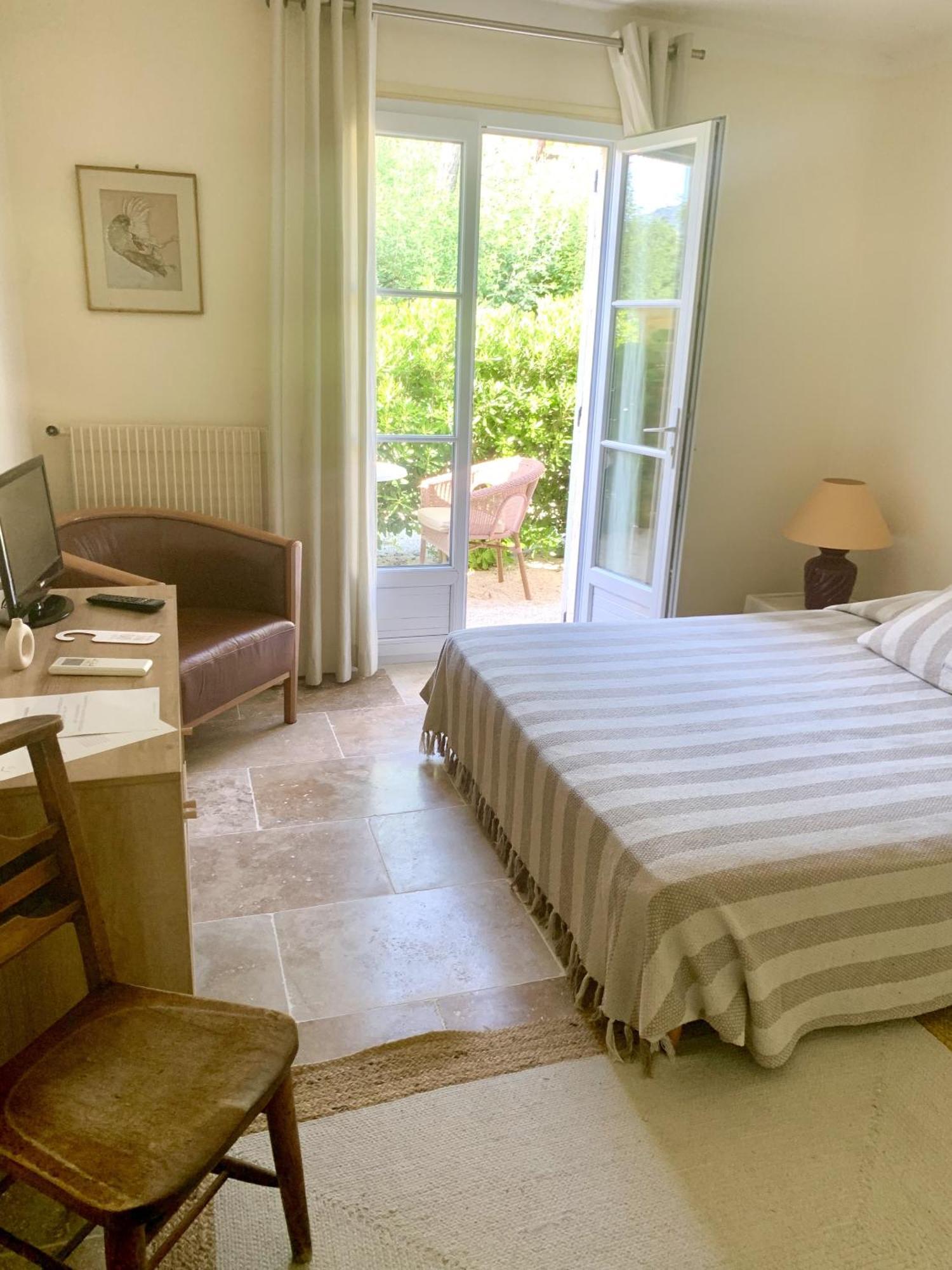 Hotel La Boulangerie Grimaud Phòng bức ảnh
